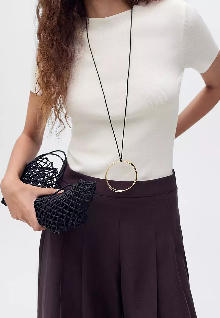 Short-Sleeved Fine-Knit Sweater