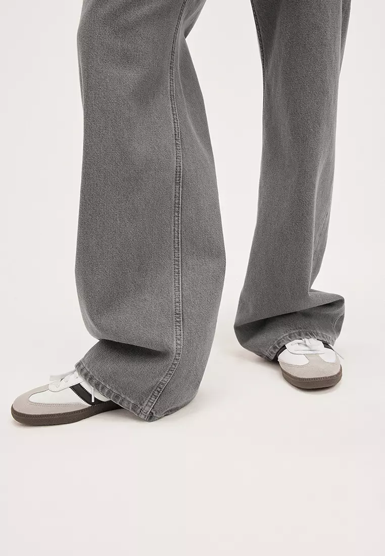 Buy Monki Naoki Low Waist Loose Jeans Online ZALORA Malaysia