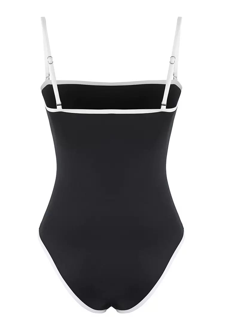 Black Square-Piece Swimsuit Tbess25Ma00123