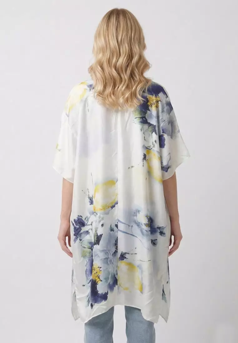 Aksesoris Wanita Water colour Floral Outer Syal Outer Wanita Blue & White