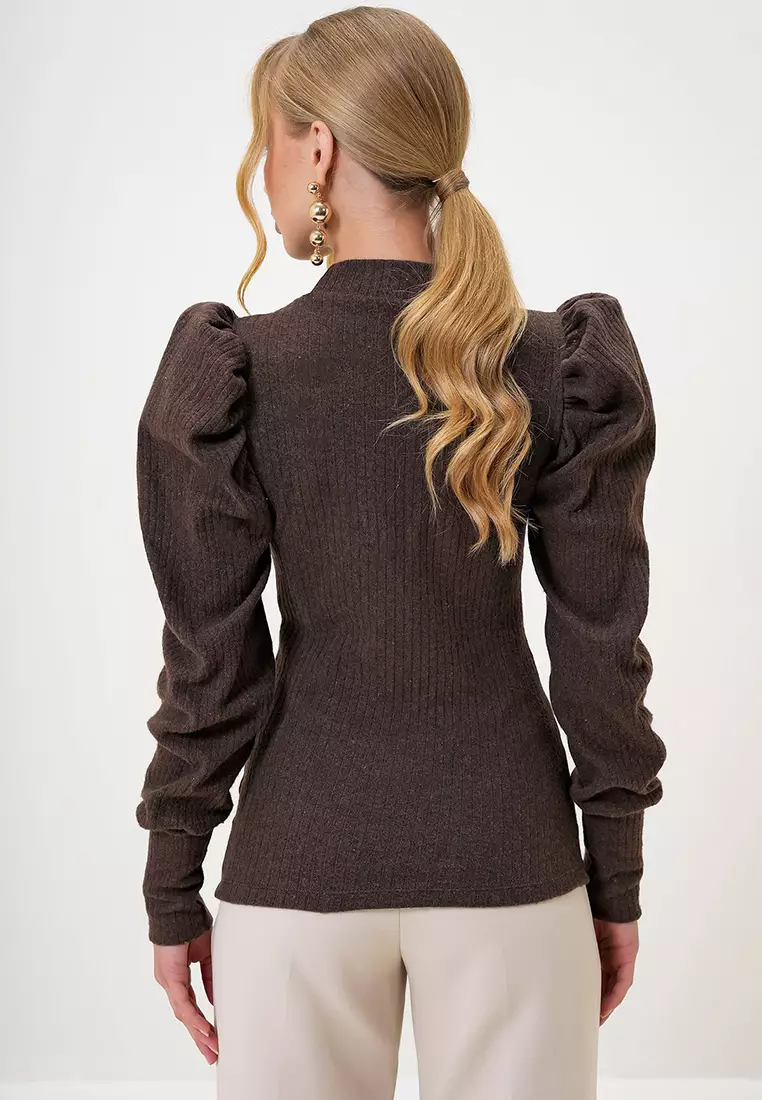 Long Puff Sleeves Top