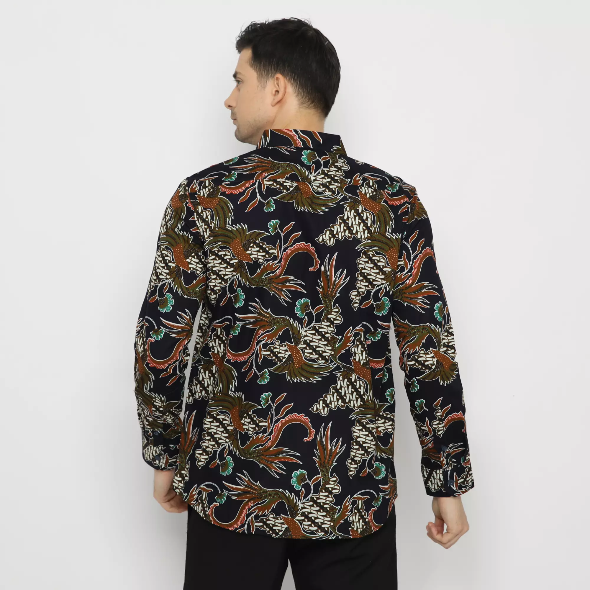 Platini Kemeja Batik Pria Lengan Panjang Navy 460554