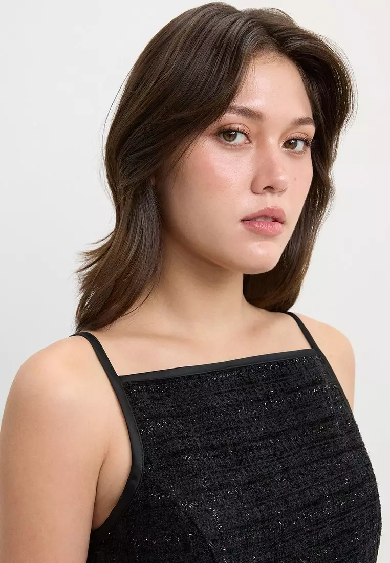 Textured Sleeveless A-Line Mini Dress with Floral Bow Waist Detail - Black