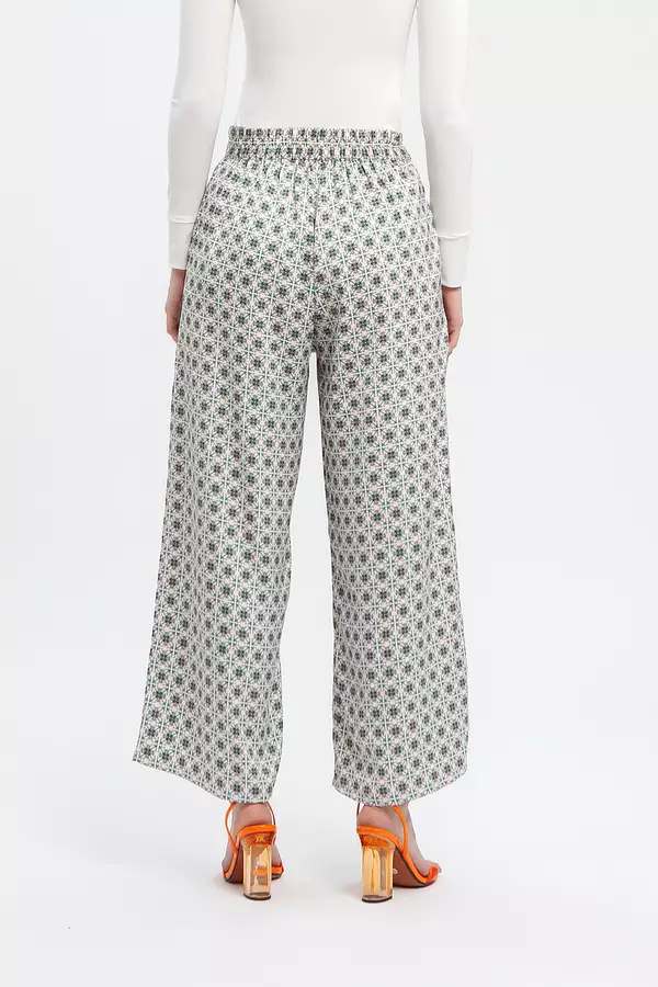 MINIMAL - Pervin - Kulot Lebar Motif Geometris - Green Colour Green_Light