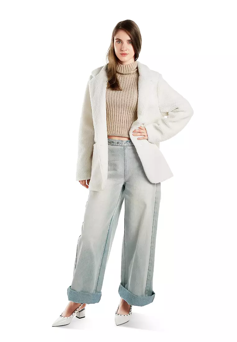 Jaket Teddy Berbulu Palsu Ukuran Besar Warna Ecru