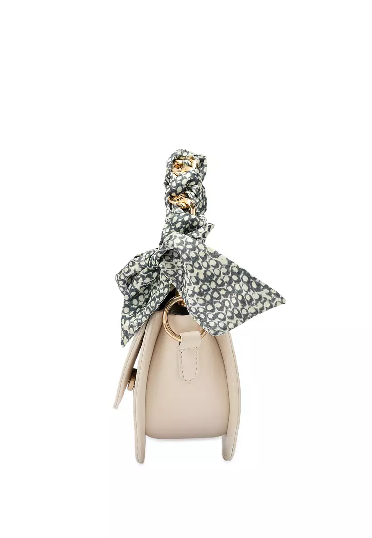 Women's Chain Shoulder Bag / Sling Bag / Crossbody Bag - Beige