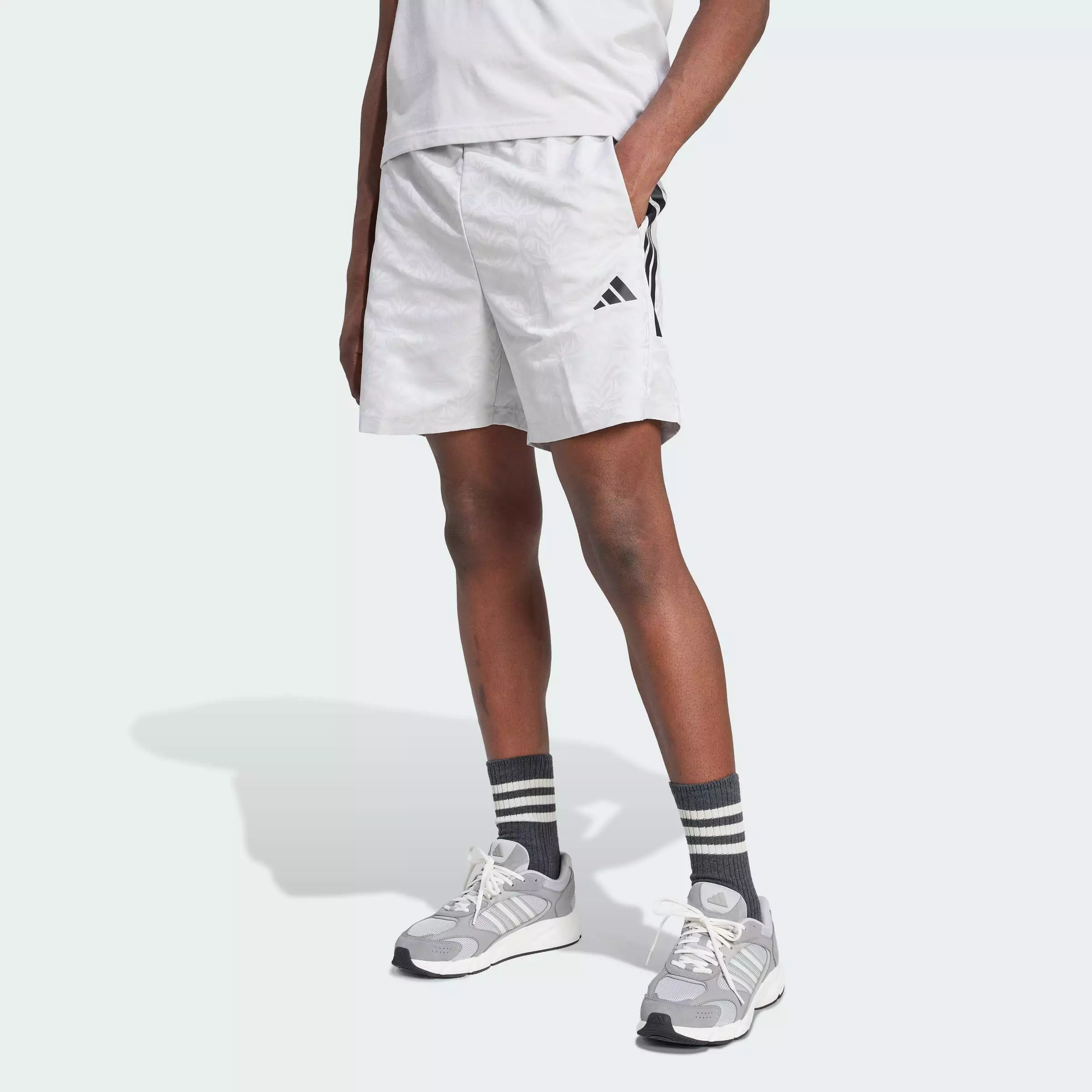 Lifestyle Common Goal Shorts Men Grey JW0239