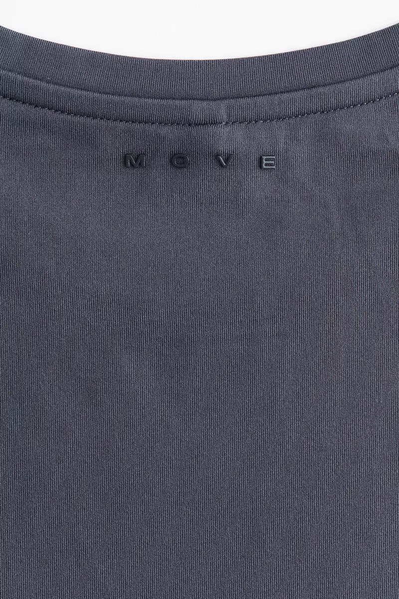 Boxy-style sports vest top with DryMove™