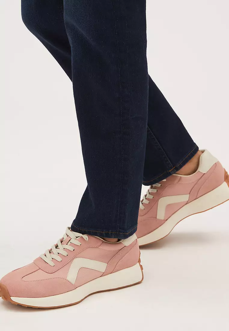 Sienna Straight Leg Jeans with Stretch