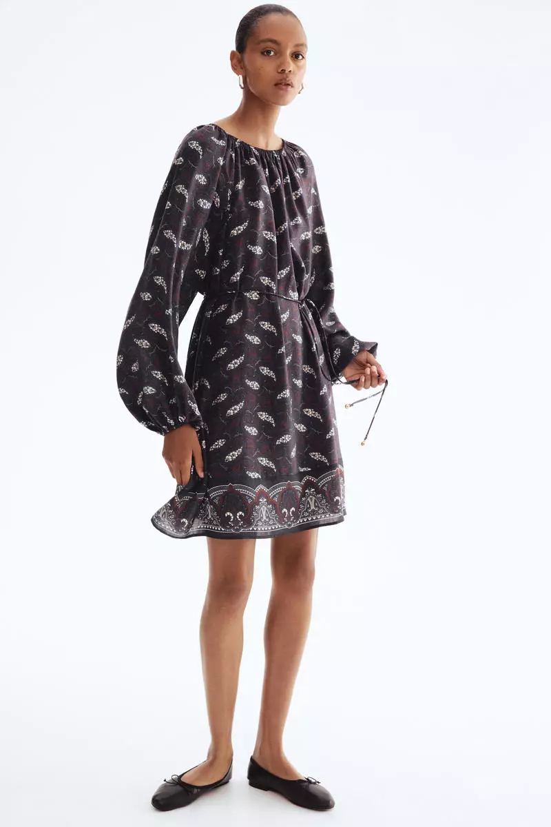 Oversized tie-belt dress