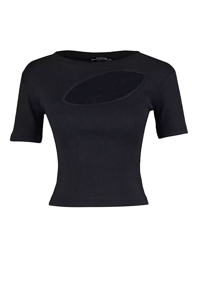 Buy Trendyol Cut-Out Detailed Collar Top 2024 Online | ZALORA