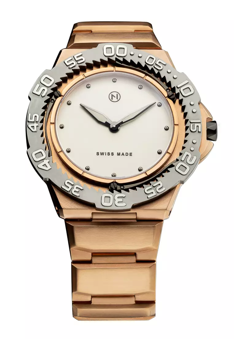 Quartz dive watch hotsell sapphire crystal