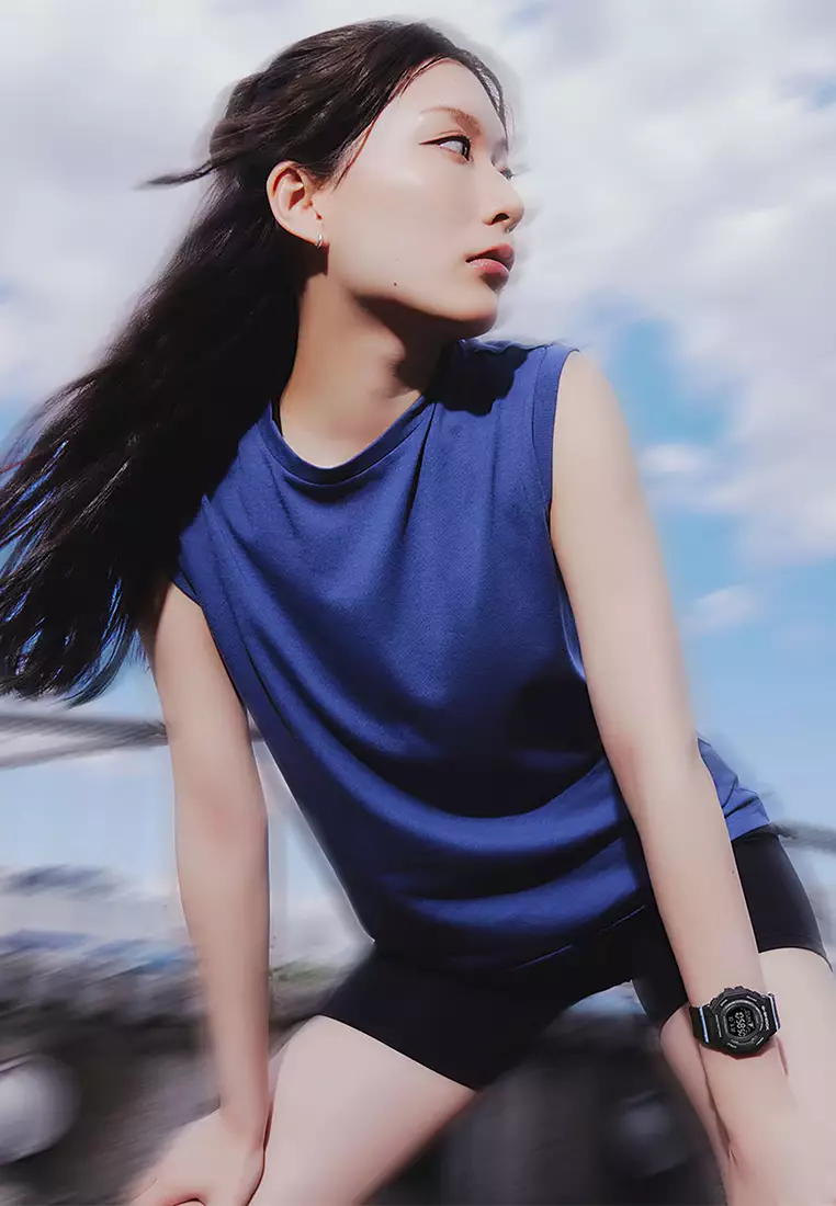 Casio G-Shock Jam Tangan Digital Wanita - Black Resin Band - GMD-B300-1D