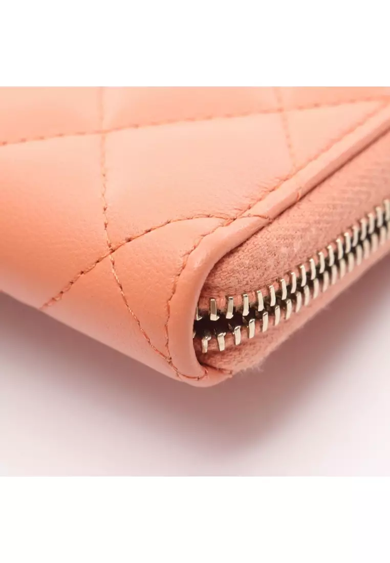 Pre-Loved Chanel matelasse coin purse lambskin pink beige gold hardware