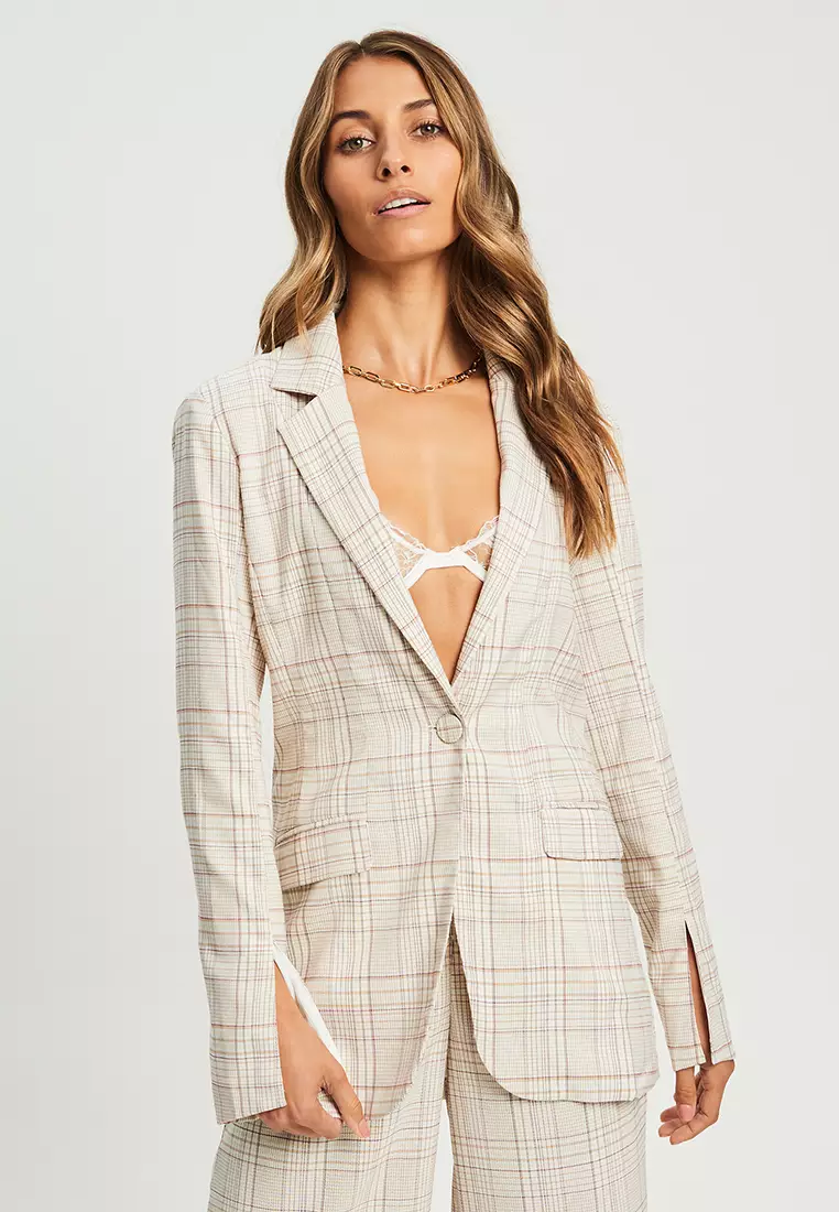 Buy BWLDR Baye Blazer 2023 Online | ZALORA Philippines