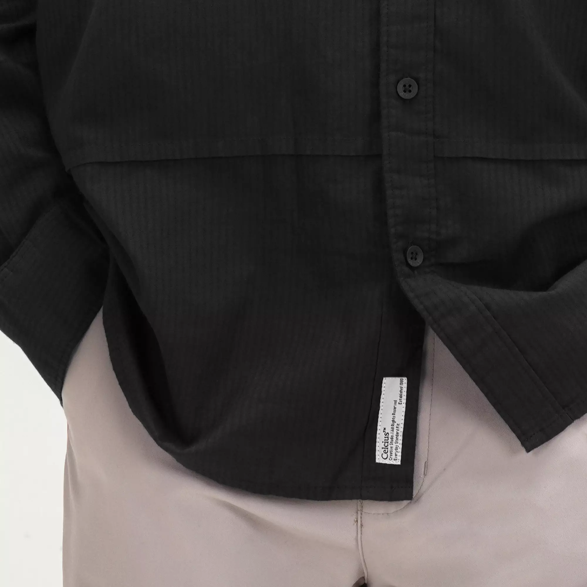 CELCIUS Kemeja Lengan Panjang LIN001743C Hitam