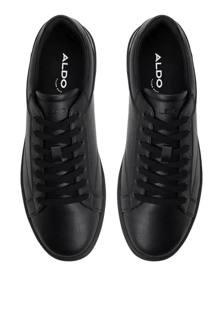 Poker Sneakers