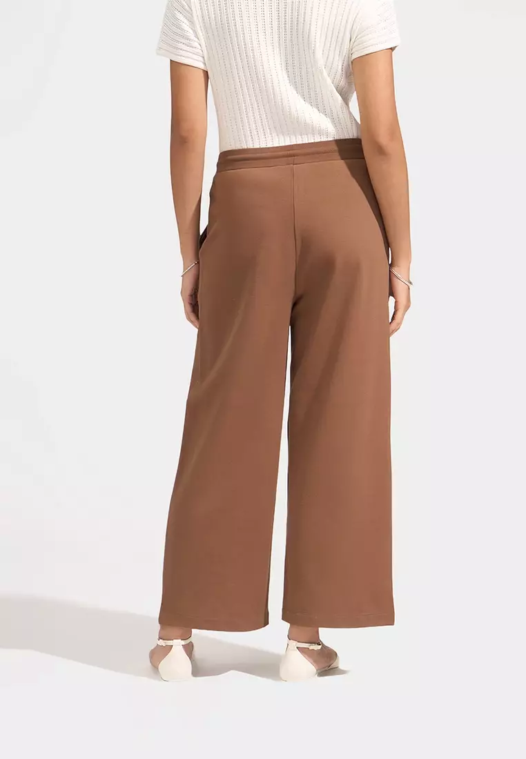Cozy: Straight Pull Up Trousers