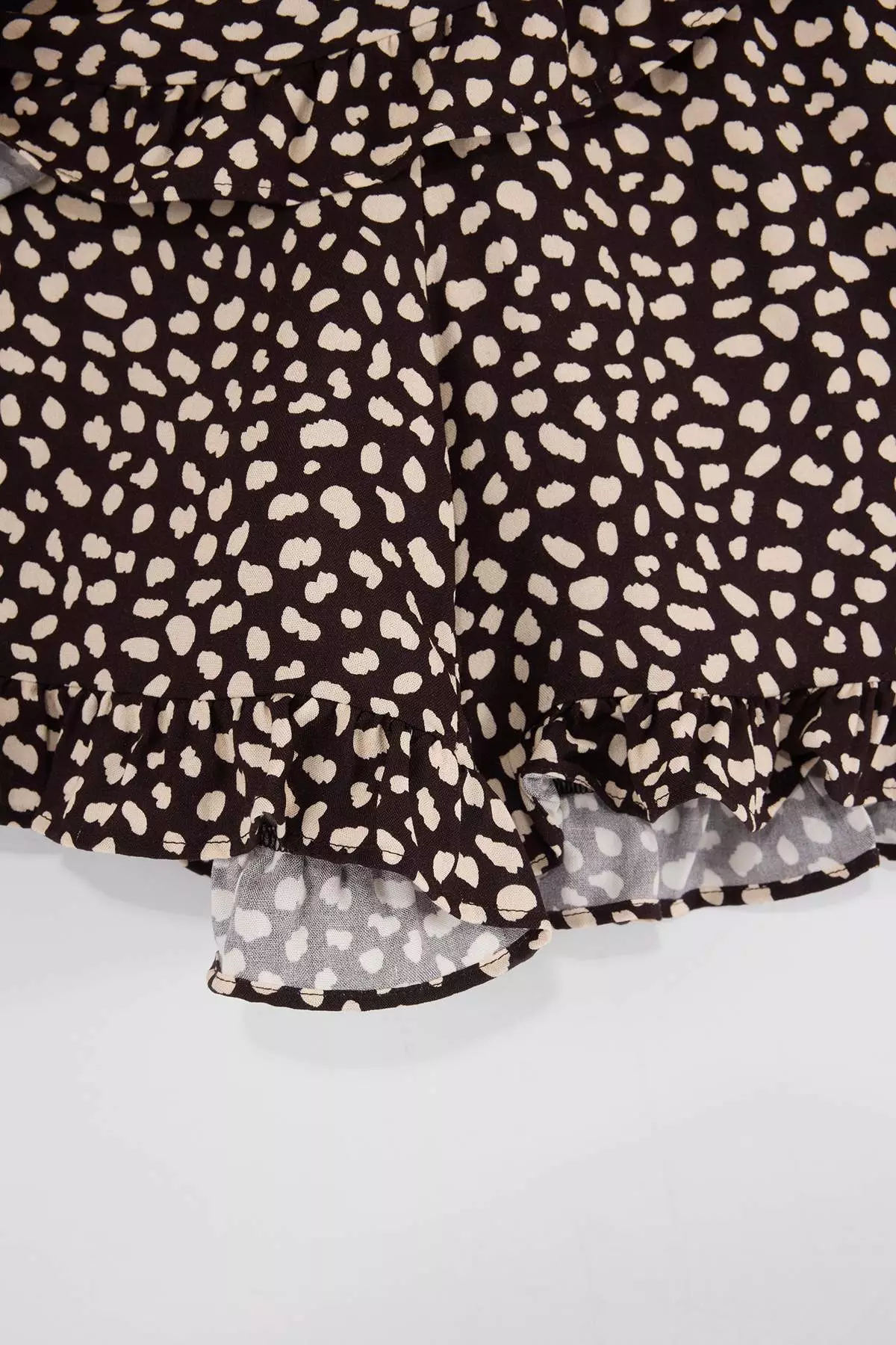 Brown Crispy Floral Tie-Waist Woven Plus Size Shorts Skirt Tbbss22Sr0164