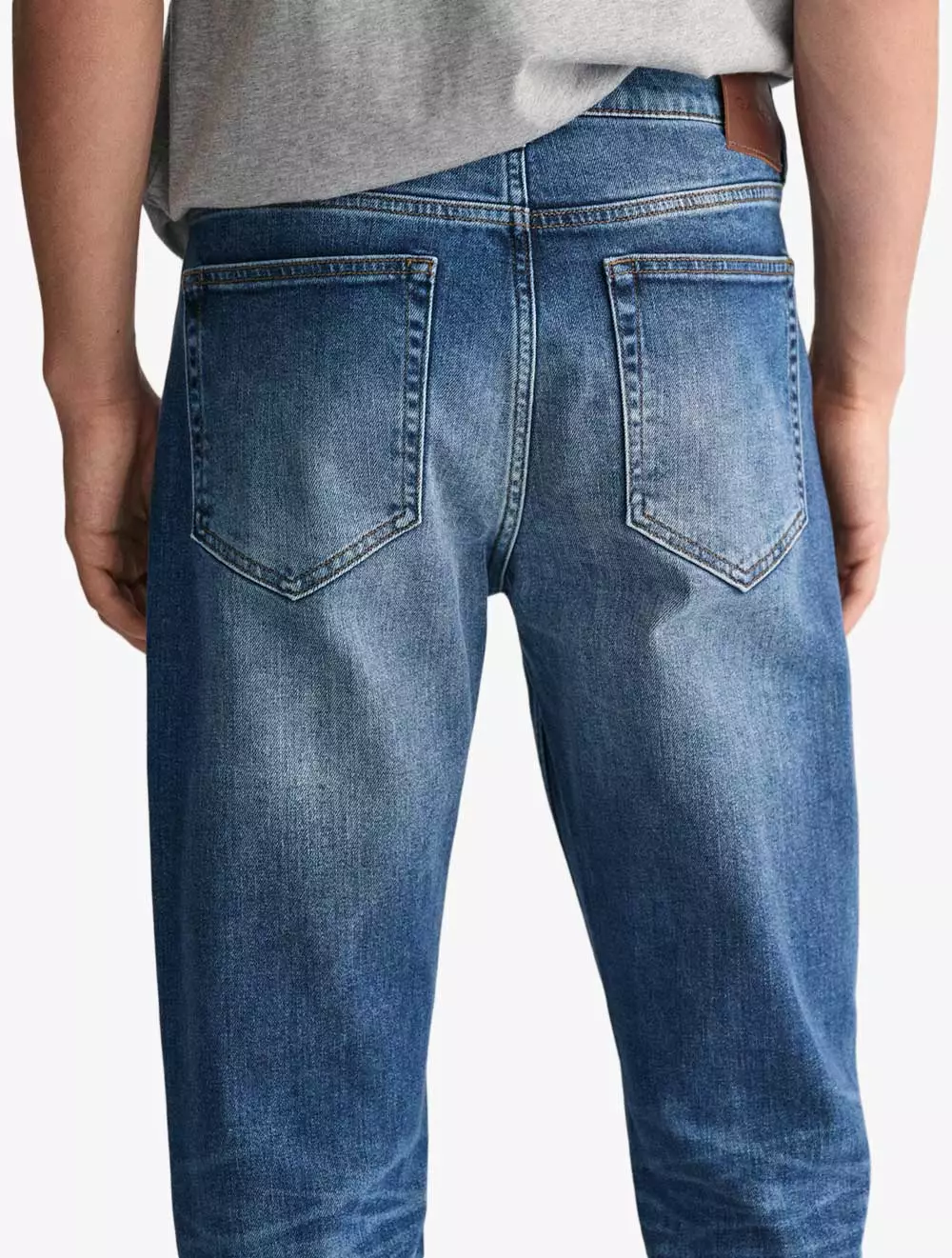 GANT - Pakaian Pria - Regular Gant Jeans - Mid Blue Vintage