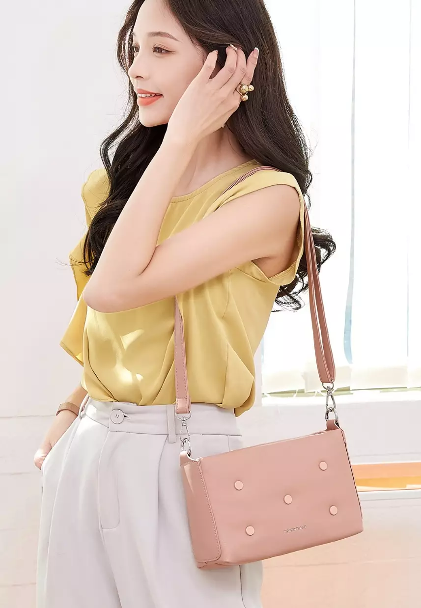 Nude store shoulder bag