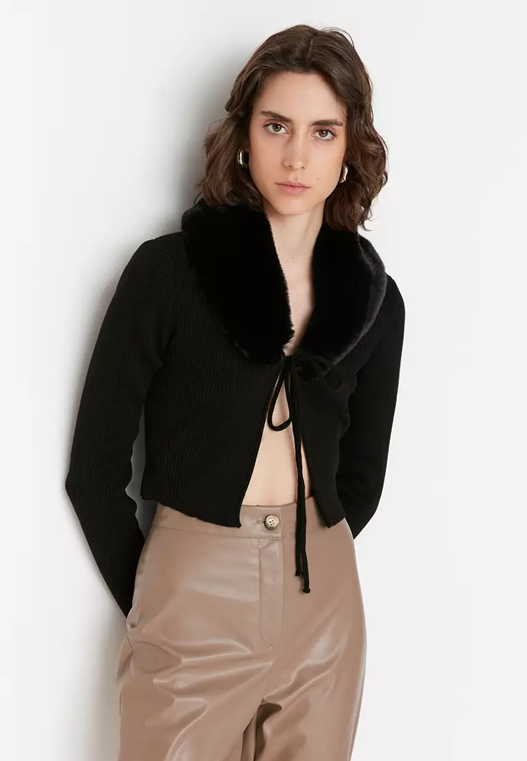 Faux Fur Collar Knitted Cardigan