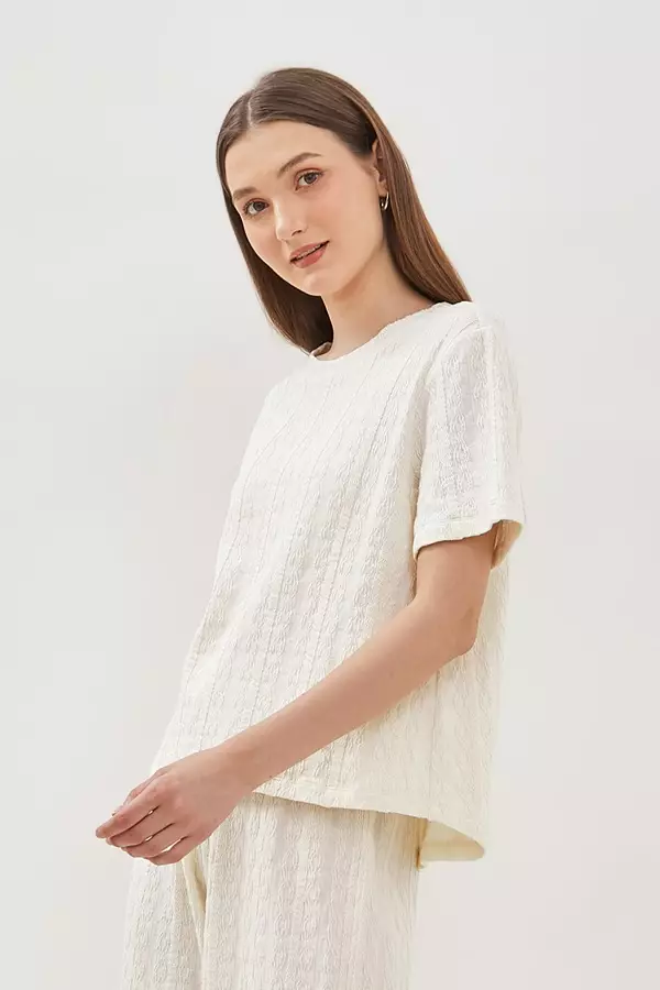 Minimal Sonya Textured Knit Blouse - Offwhite