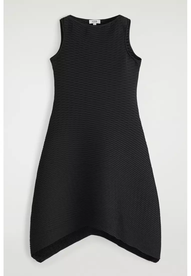 VOLUMINOUS PLEATED MIDI DRESS