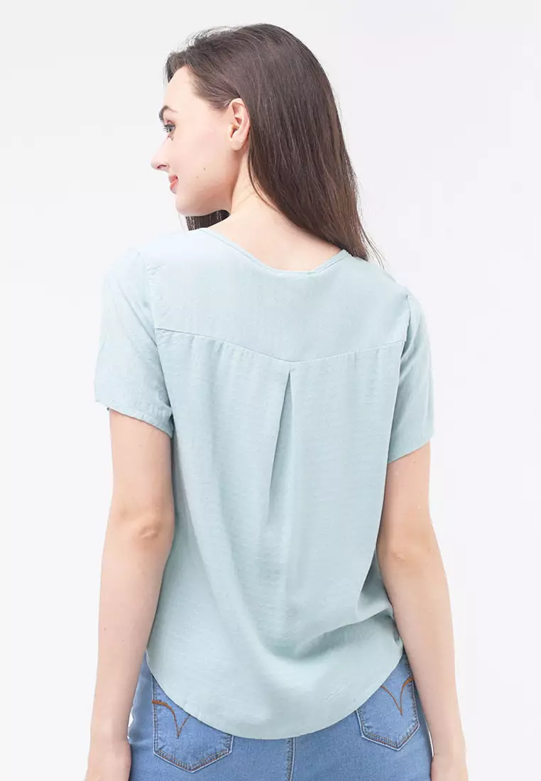 Short Sleeves Roundneck Blouse