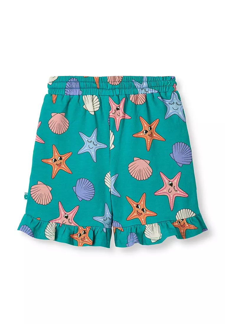 Shorts with starfish