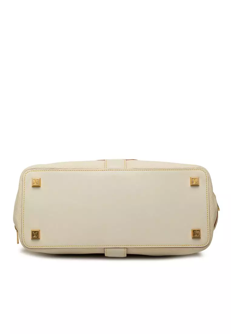 Pre-Loved Louis Vuitton Suhali Lingenieux Pm