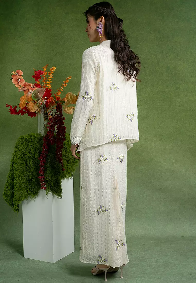 Iyana Handkerchief Kebaya Set