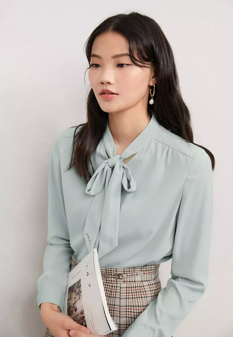 Ribbon Collar Long Sleeve Button Blouse