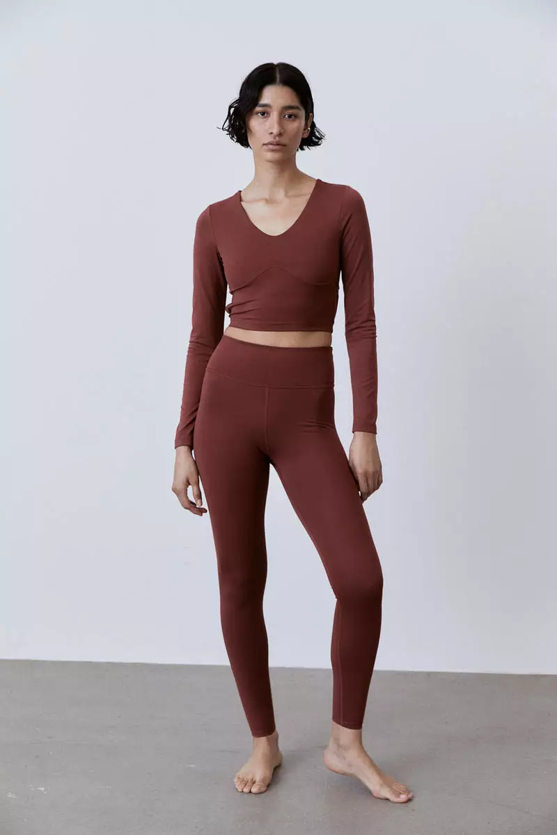 Buy H&M SoftMove™ Cropped sports top in Brown Medium Dusty 2024 Online