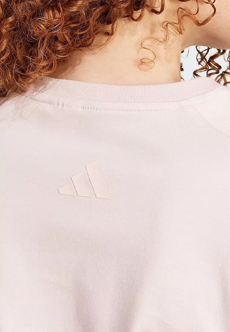 Cat Patch Graphic T-Shirt