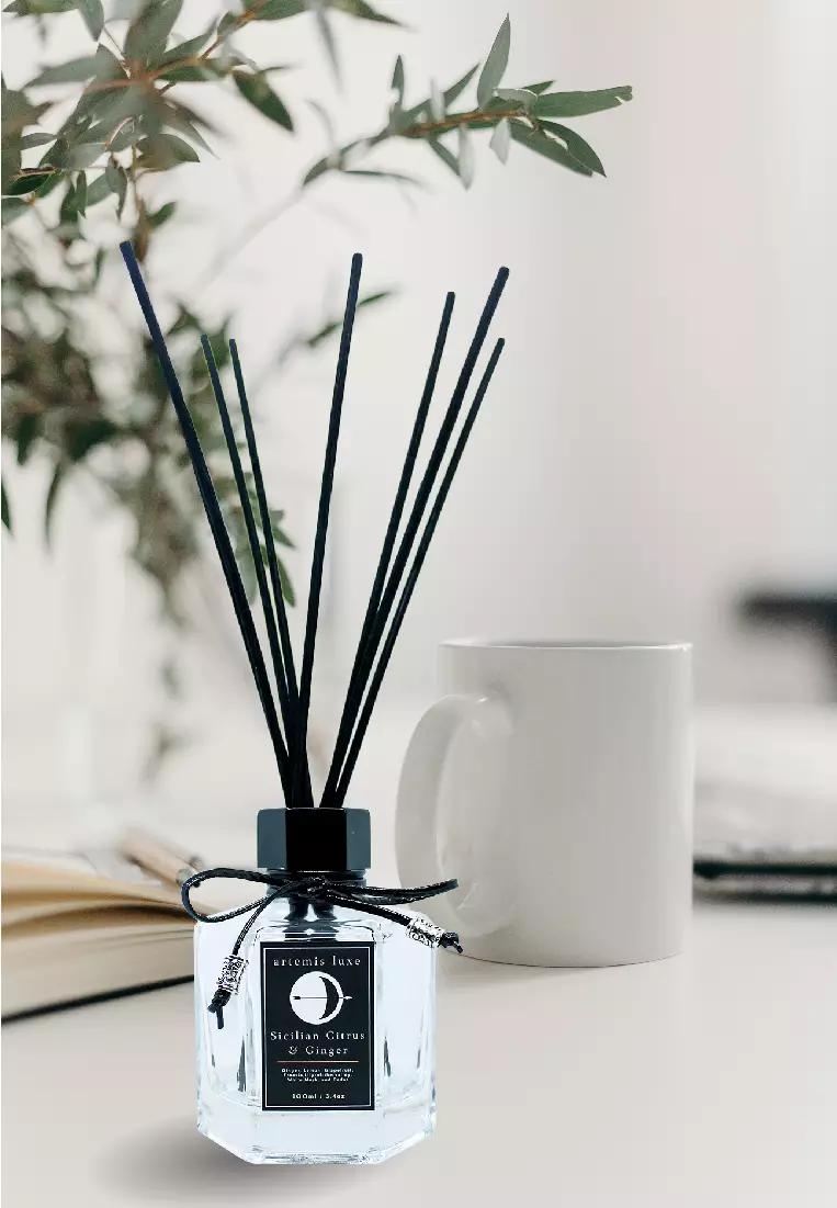 Buy Orange and Peach Artemis Luxe Aromatherapy Reed Diffuser Kit