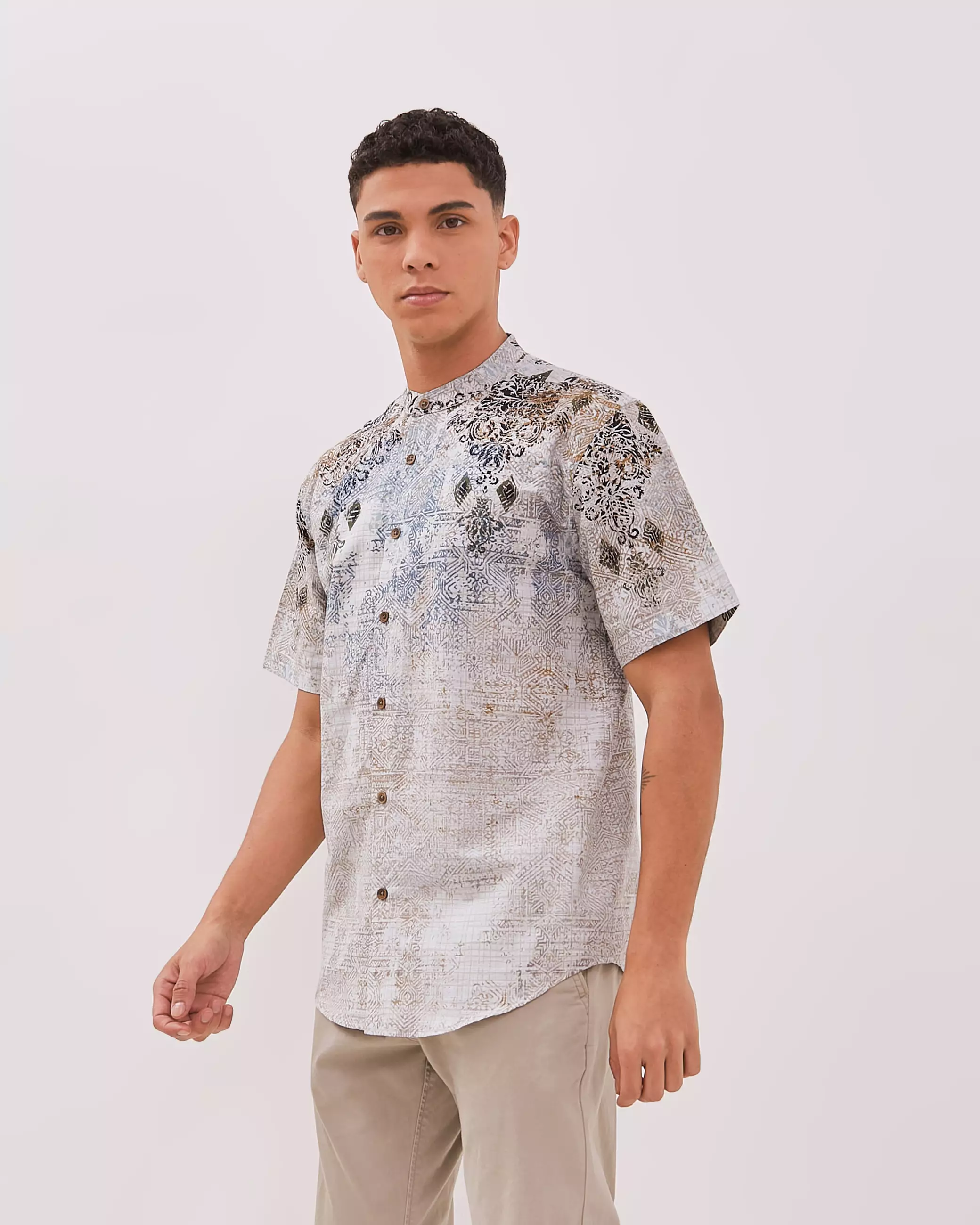 AMK Kemeja Koko Pria Lengan Pendek KK Aryan S/S Cream