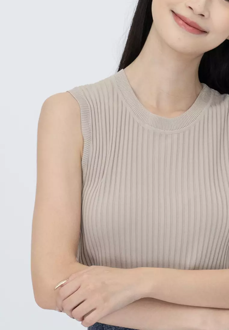 Knitted Sleeveless Basic Top