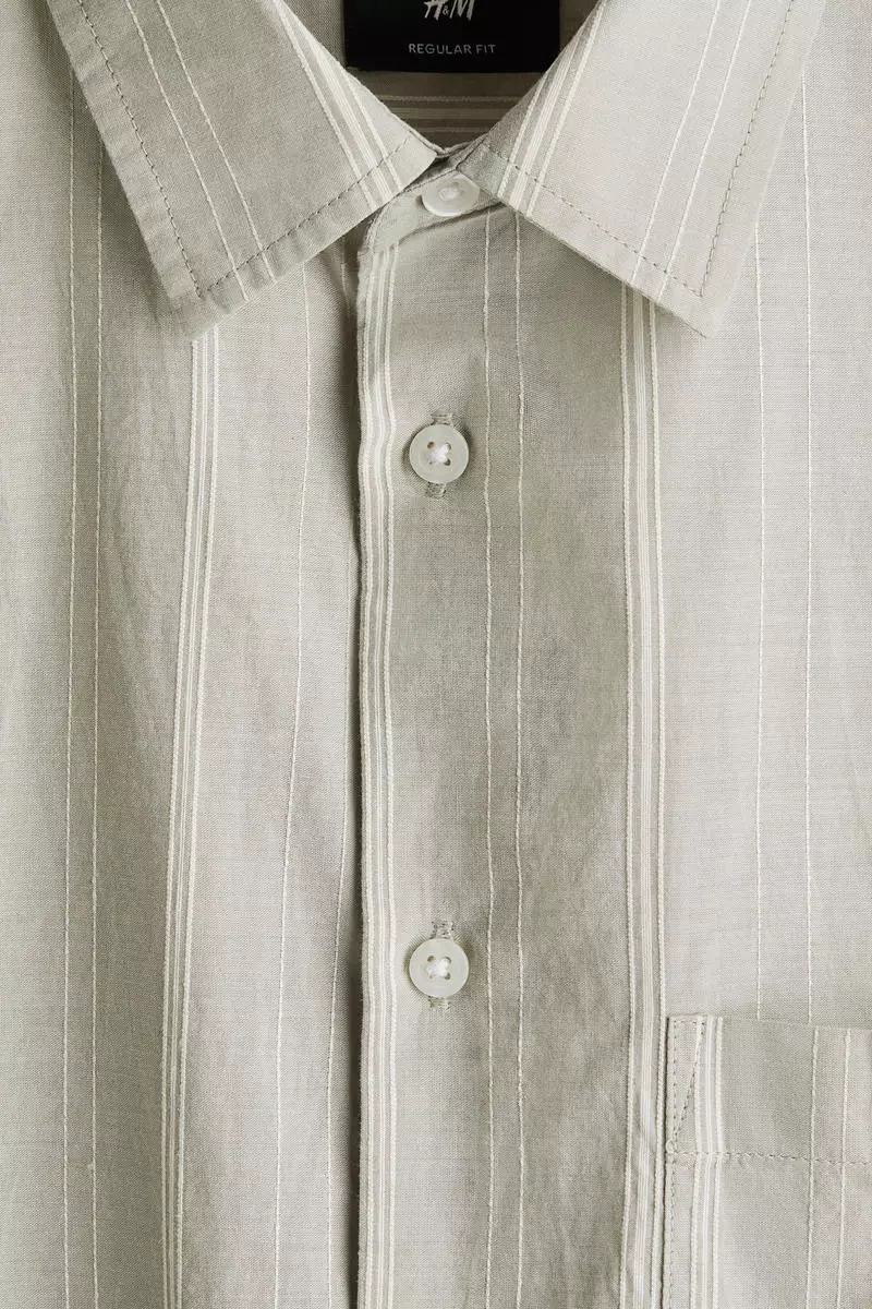 Regular Fit Short-sleeved shirt