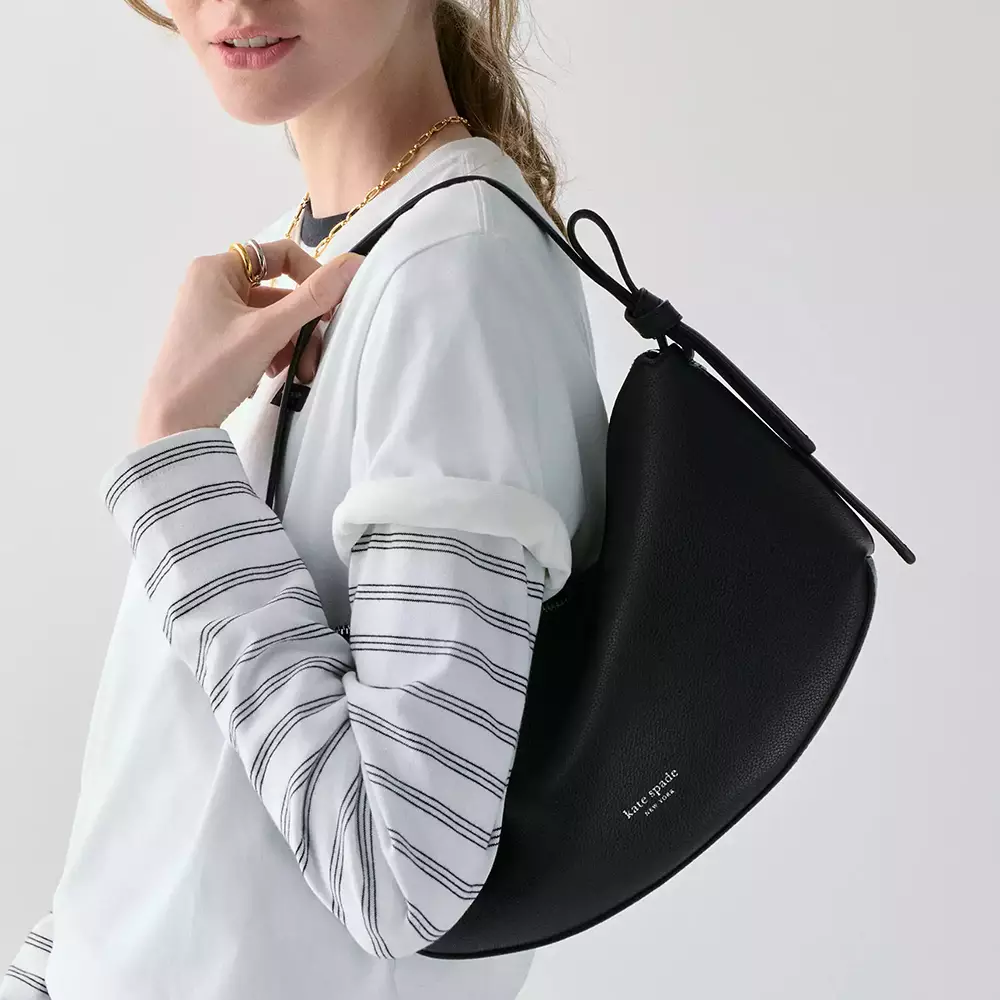 Loop Shoulder Bag Black