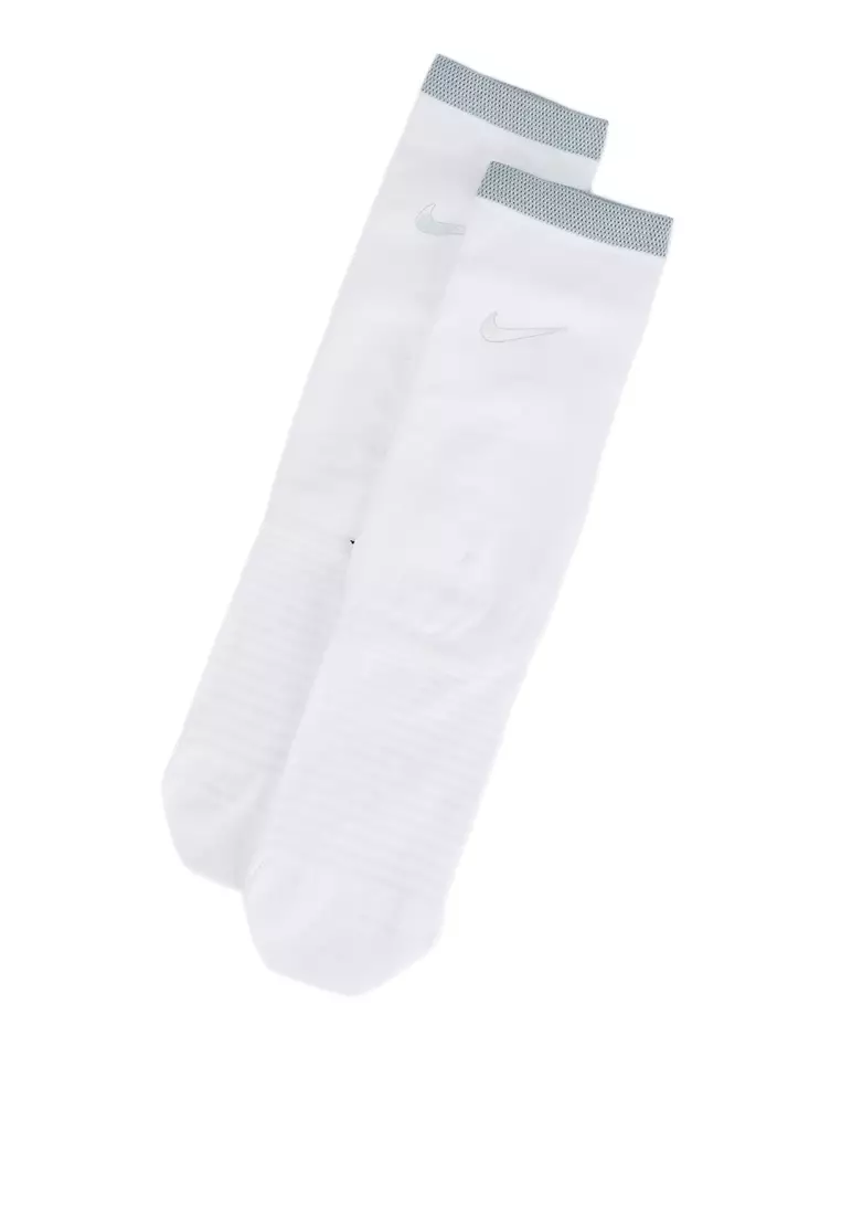 Buy on sale nike socks