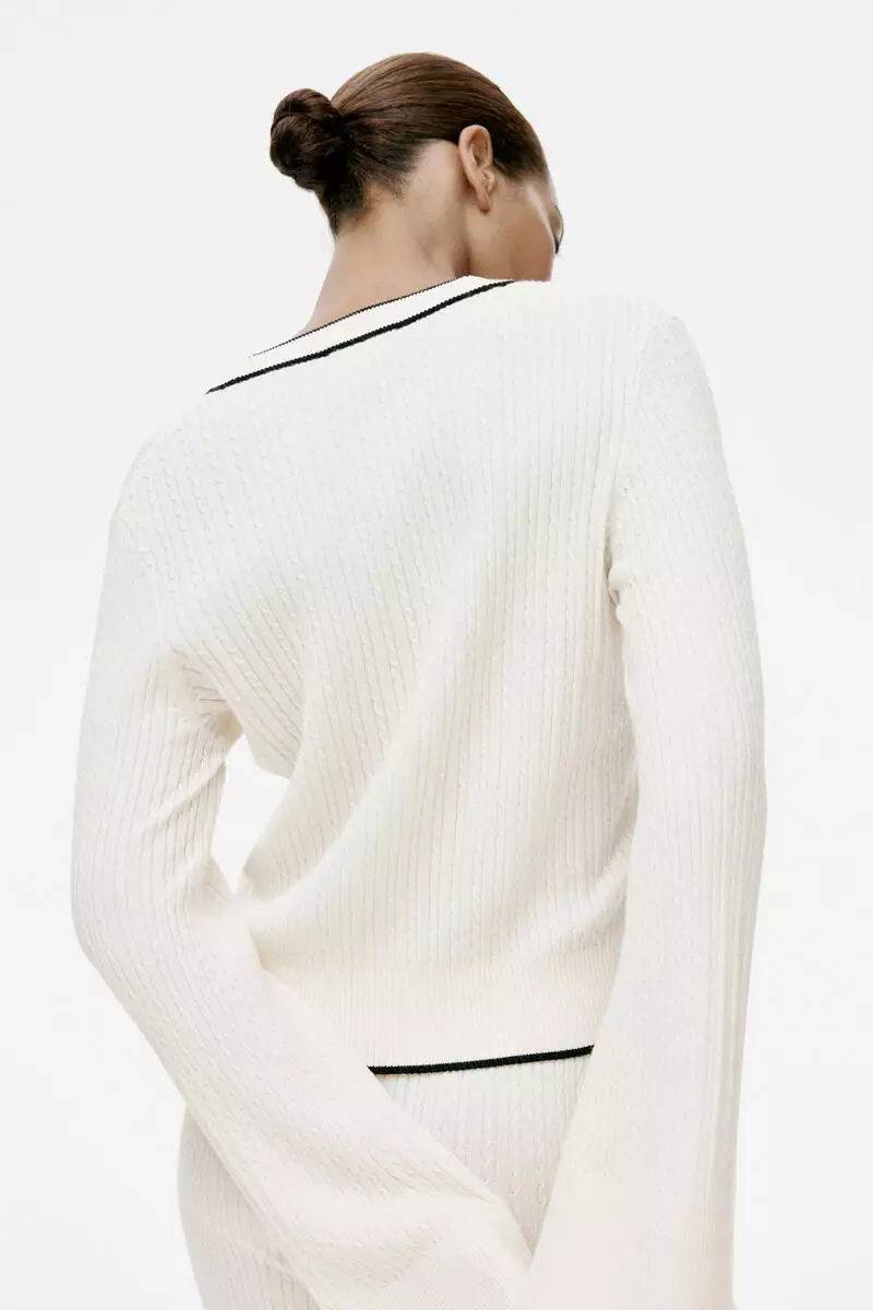 Cable-knit cardigan