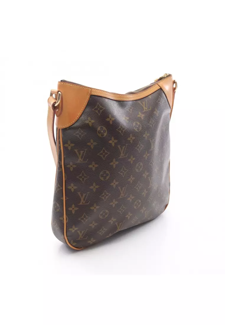 Pre-Loved Louis Vuitton Odeon MM monogram Shoulder bag PVC leather Brown