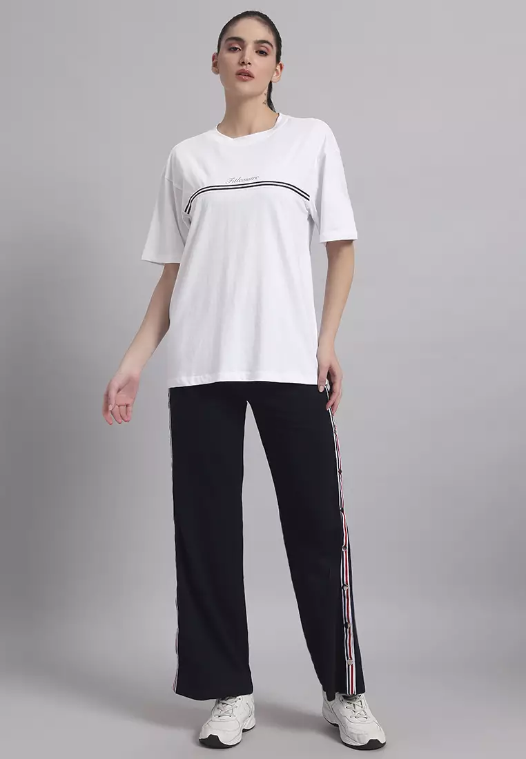 女士必备宽松白T恤