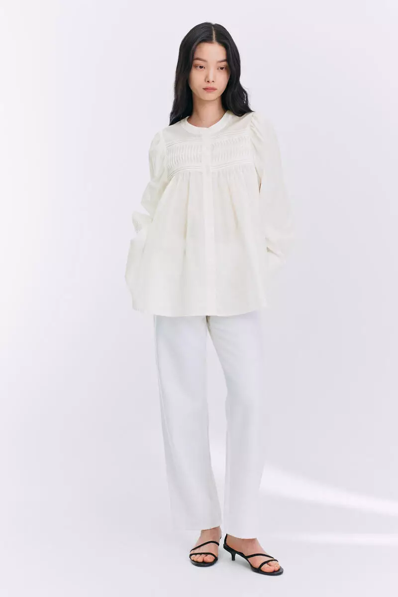 Pleated blouse