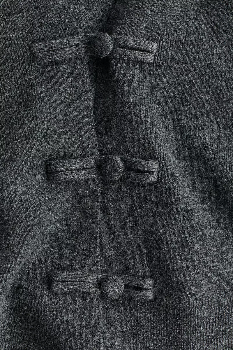 V-neck knot-button cardigan