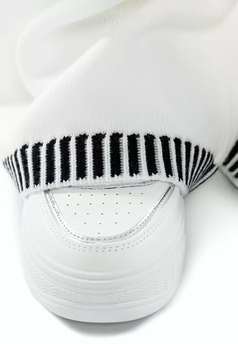 Contrast Stitch Detail Knit Sweater Trouser in Cream