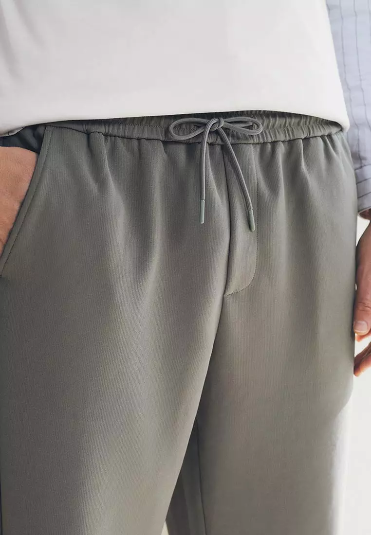 Carrot Fit Pants