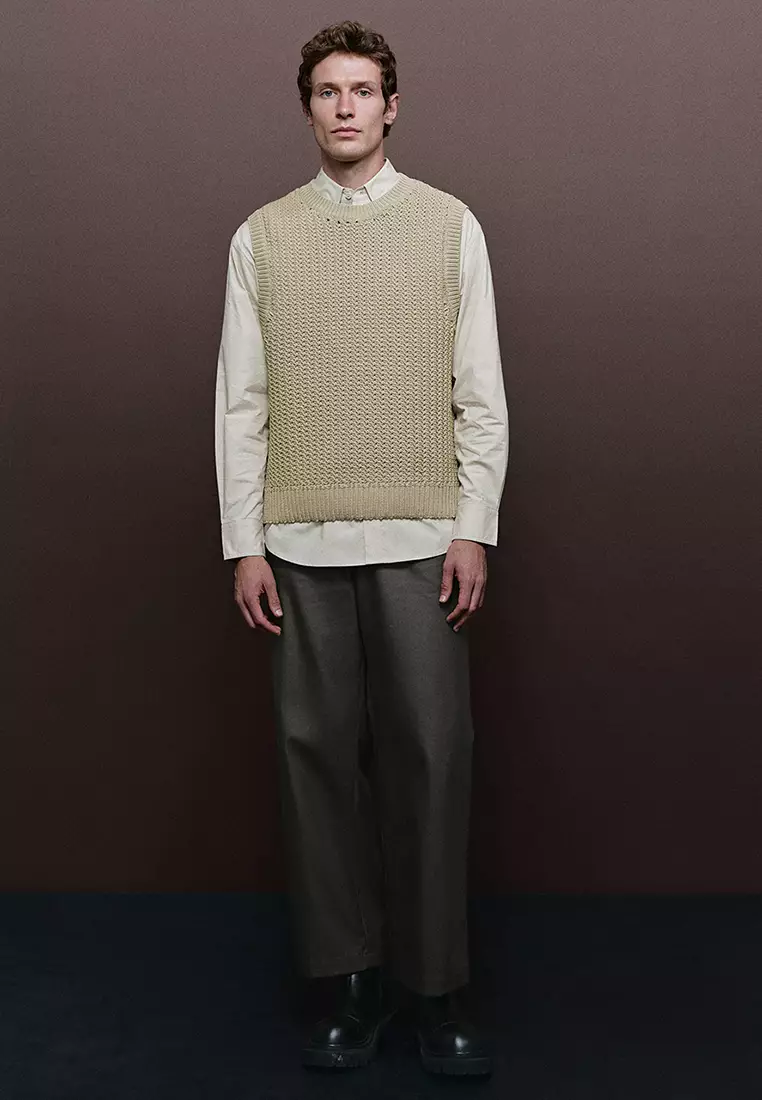 Crew Neck Knitted Vest
