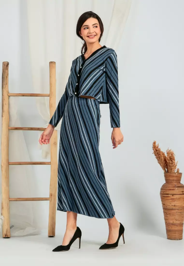 Agnela set Blouse and Skirt in Blue